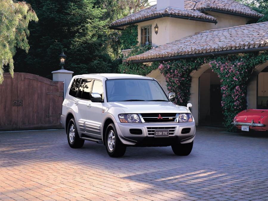  Mitsubishi Pajero LongExceed III 1999 года  (JP) (фото 4 из 5)
